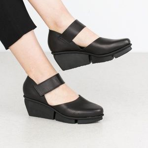 Trippen Hostess Shoes Size 36 EUC